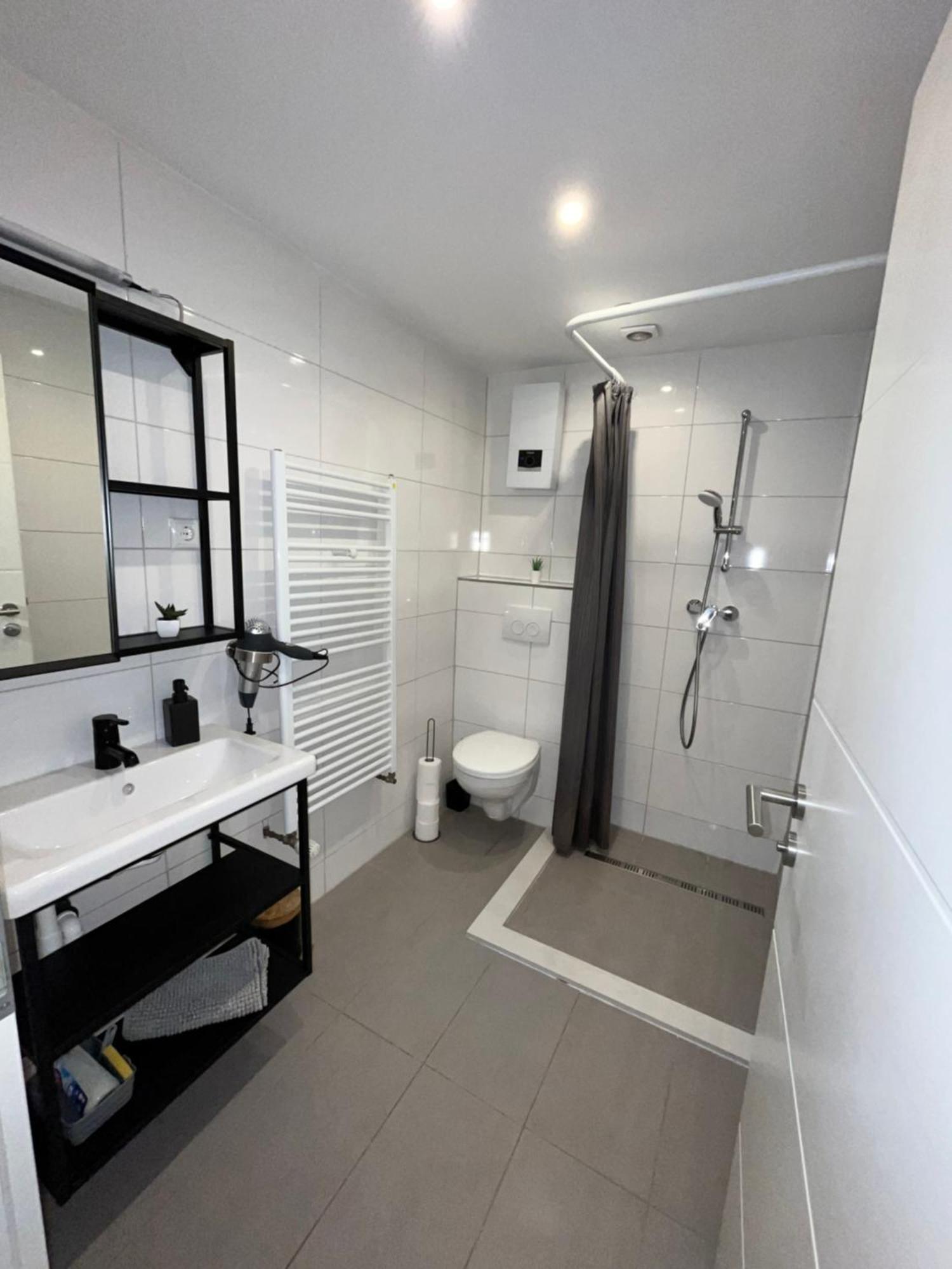 10b 40qm Wi-fi Free Parking Calm Back House Dortmund