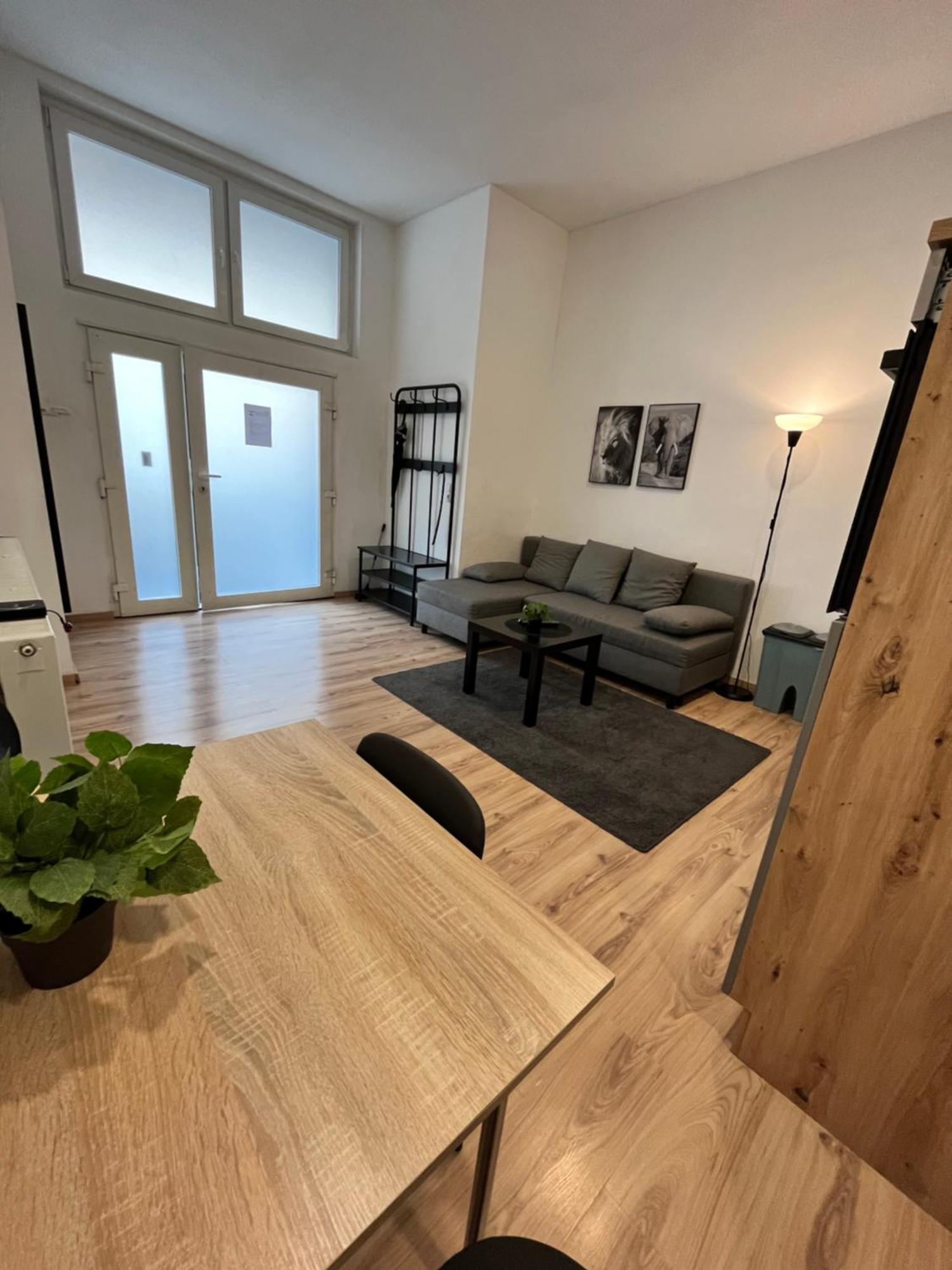 10b 40qm Wi-fi Free Parking Calm Back House Apartment *