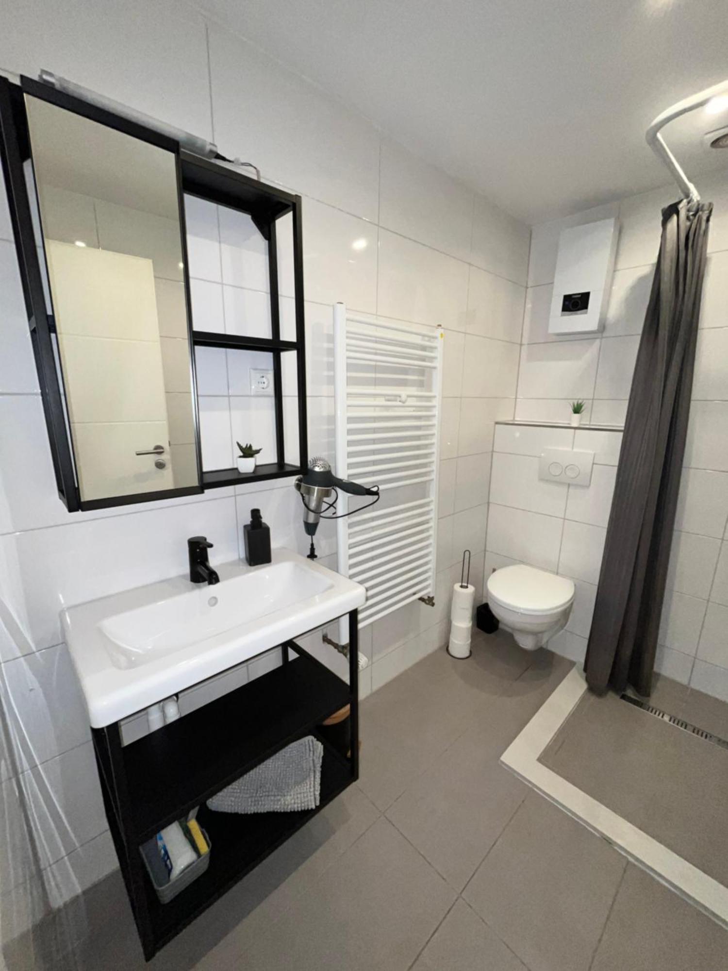 10b 40qm Wi-fi Free Parking Calm Back House Dortmund